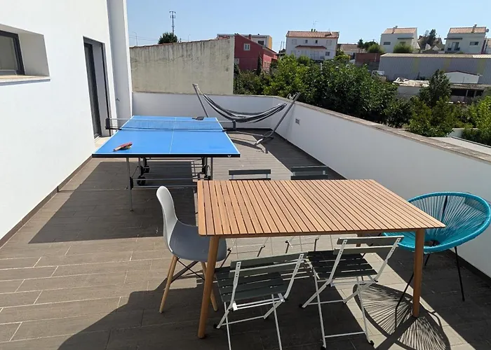 4 Bed - Sleeps 8 - Pool - Garden - Parking Feriehus Vermelha
